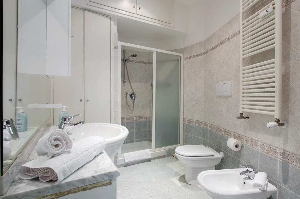 Monginevra Old Fashioned House Appartamento Roma